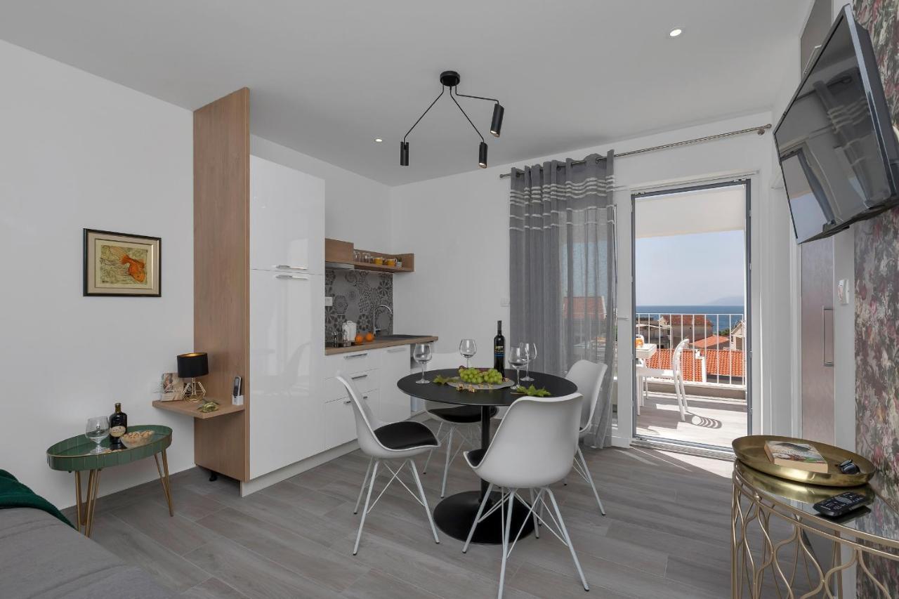 Apartments Strada טוצפי חדר תמונה